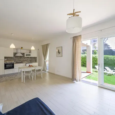 612 - Bellissimo Trilocale Nuovo A Marcelli, Climatizzato Con Ampio Giardino - White Club Inclusa Marcelli