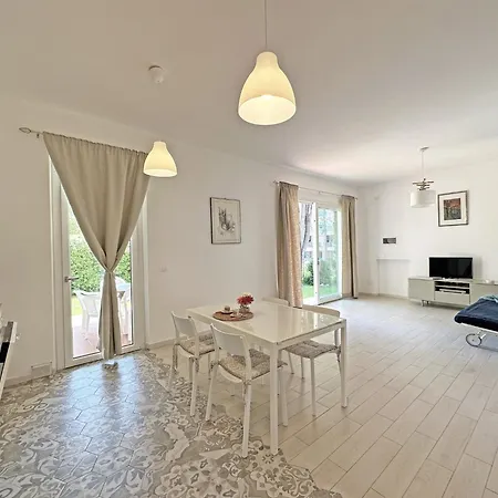 612 - Bellissimo Trilocale Nuovo A Marcelli, Climatizzato Con Ampio Giardino - White Club Inclusa Apartamento